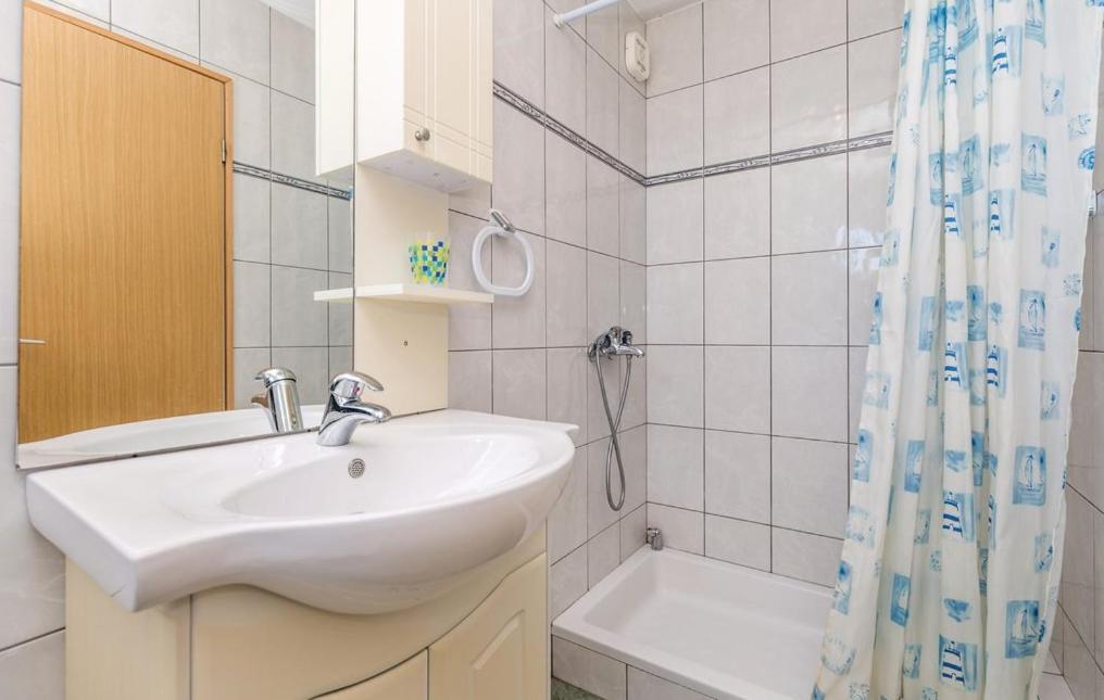 Apartments Franelli Брсеч Экстерьер фото